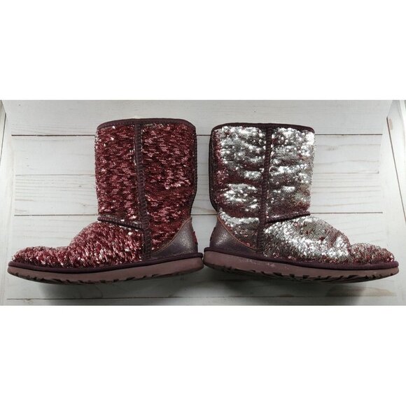 UGG Sparkling Sequins Burgundy Silver Grey Classic Short Boots Size 6 SN 1002978 - Picture 1 of 12